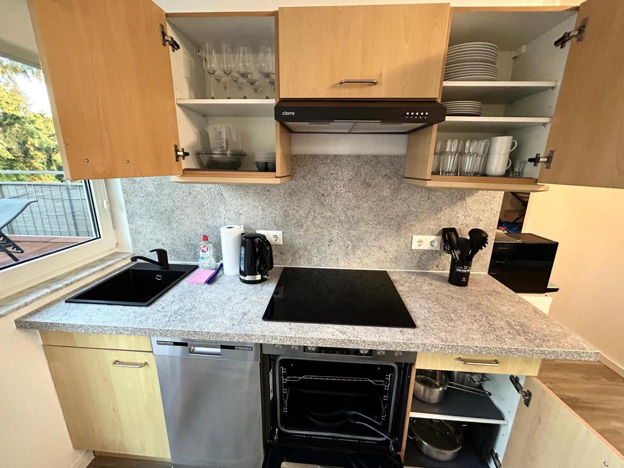 Lgh-Moderne, Ruhige Wohnung, Naehe Zum Flughafen Und Autobahn, 24H-Self-Check-In, Vollausgestattet, Disneyplus, Waschmaschine Langenhagen  Exteriér fotografie